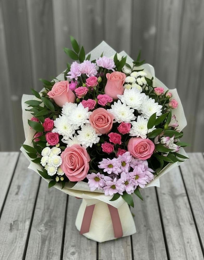 Букет цветов из: Альстромерии, Гвоздики, Розы и Хризантемы в Оредеж