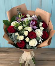 Букет цветов из:  Розы и Альстромерии в Оредеж