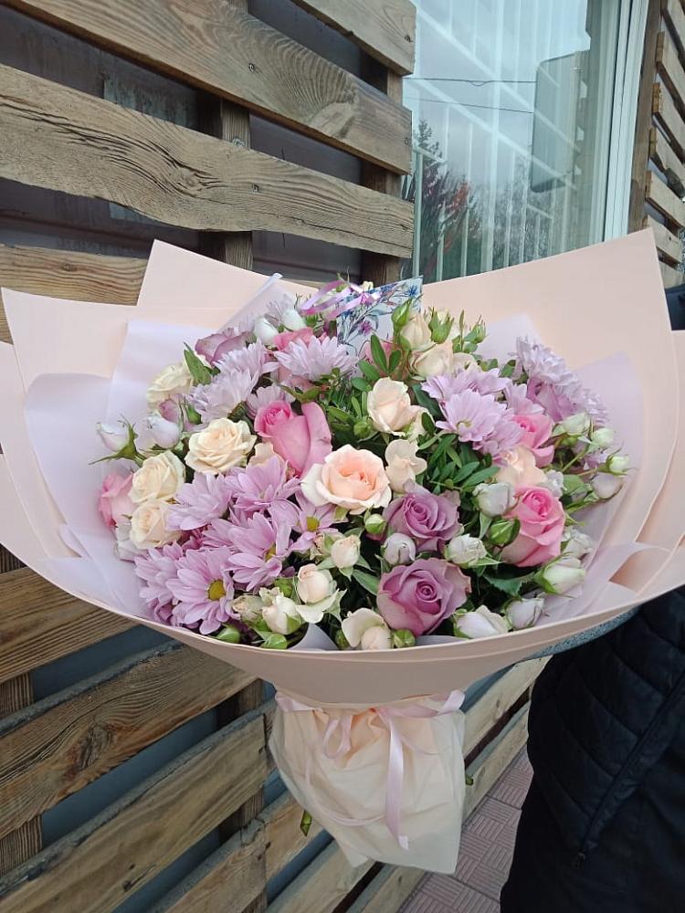 Букет цветов из: Розы и Хризантемы в Оредеж