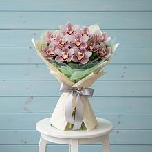 Букет цветов из:  Орхидеи и Розы в Оредеж