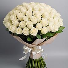 Букет 101 беля роза Белоснежка в Оредеж